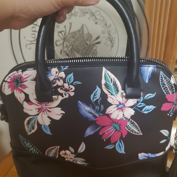 Satchels - Picture 3 of 3